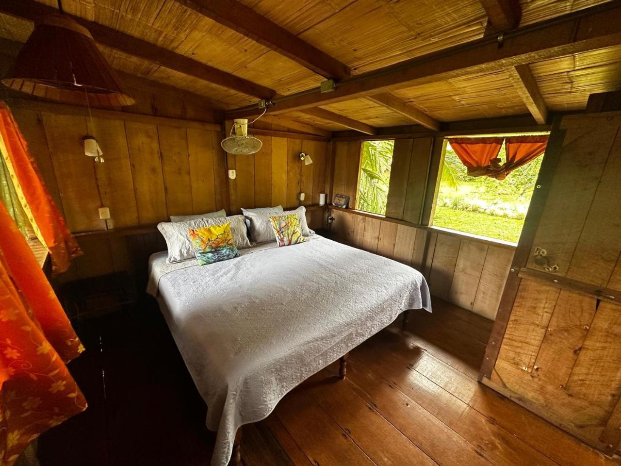 卡萨里奥布兰科生态住宿加早餐旅馆 Guápiles 外观 照片
